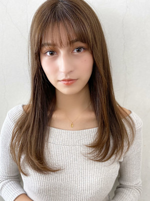 上品艶髪ストレートヘアロング20代30代