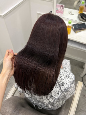 縮毛矯正と5ステップトリートメントで艶々ヘア＊まゆ