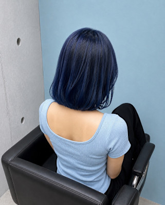 ネイビーブルー