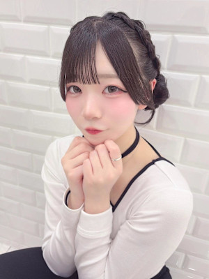 可愛いお顔周り×編み込みツインお団子＊まゆ
