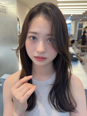 髪質改善＊レイヤーカット前髪パーマ＊美髪【Zina 新越谷】