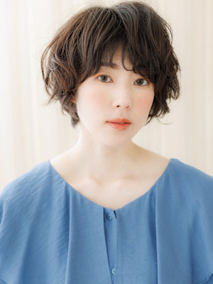 オリーブベージュ大人ガーリーゆるふわマッシュボブ20代30代