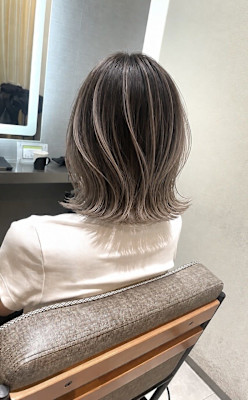 切りっぱなしバレイヤージュ