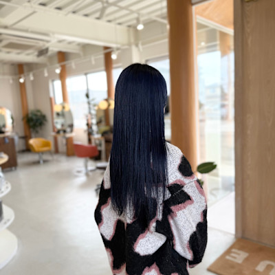 ネイビーブルー