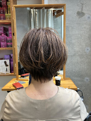 ◇大人40代50代60代ショートボブ丸みショート白髪ぼかし