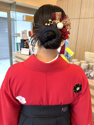 ヘアアレンジ タイトシニヨン お団子アップ 和装 成人式