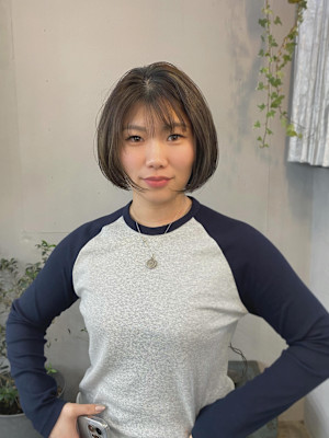 【ステップボーンカット】小顔補正カットミニボブ