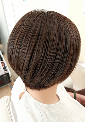 丸みシルエット美髪ショート