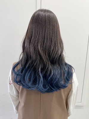 グラデーションカラー　ブルー