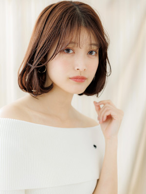 ミルクティーベージュブリーチなし小顔Aラインボブ30代40代