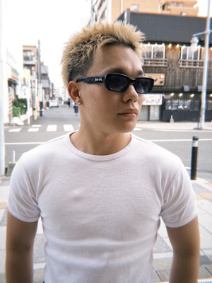 【スパイキーショート】