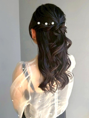 ハーフアップ ヘアアレンジ 結婚式ヘアセット ゆる巻きロング