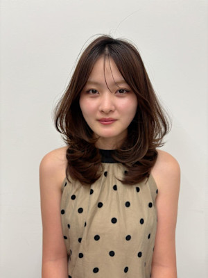 韓国風くびれレイヤーミディ