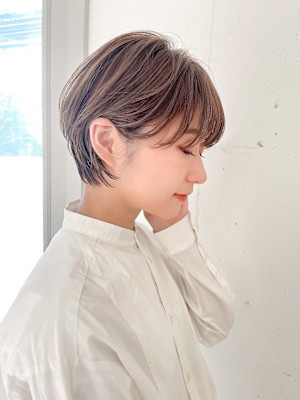 耳掛けショートボブ