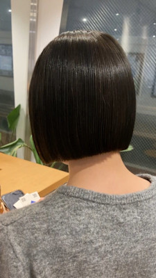 切りっぱなしボブ