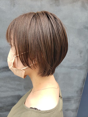 ツヤ髪ショート
