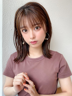 軽さと動きを出した大人レイヤー