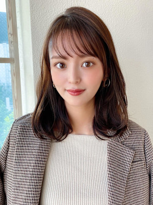 エアリーな揺れ感が魅力のラフウェーブ