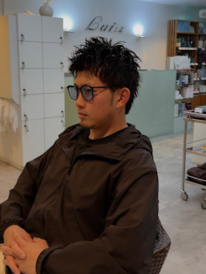 束感スパイキーショート