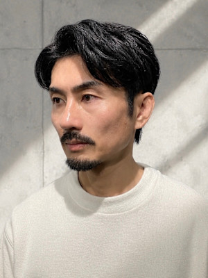 大人のナチュラル毛流れカット