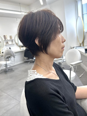 大人女性に上品なショートボブ！