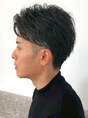 ツーブロック アップバング フェードカット メンズショート