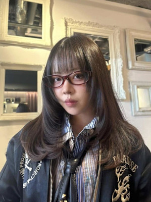 顔周りたっぷりレイヤー