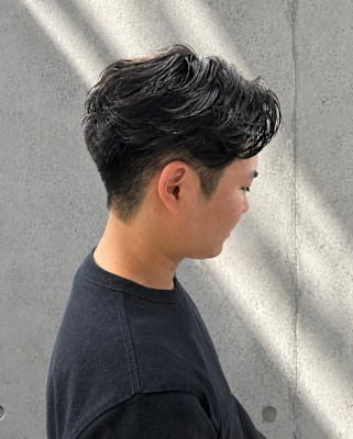 【ビジネスヘアでも楽しめる】毛流れパーマ