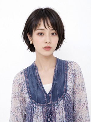 大人ショート外はねスタイル3