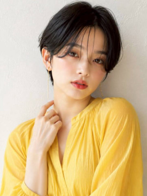 前髪カット 顔周りカット ショートボブ 20代 黒髪