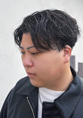 VARIE hair&design×スタイル