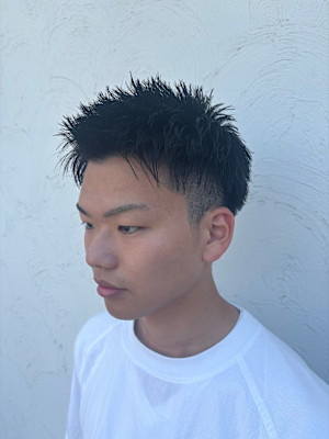 VARIE hair&design×スタイル