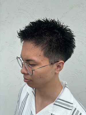 VARIE hair&design×スタイル
