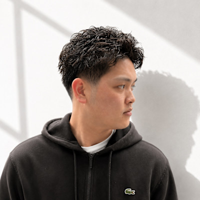 テーパーフェード×スパイキーショート