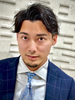【大人フェザー】波打ちセンターパート×ニュアンスパーマ