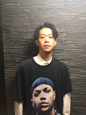 スパイラルパーマ＜理容室＞＜銀座＞＜メンズ＞＜ショート＞