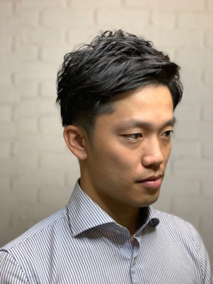 大人ツーブロック