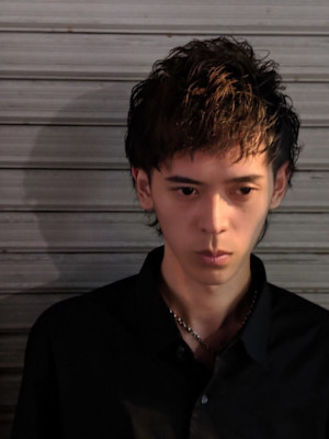 ナチュラルウルフ＜理容室＞＜銀座＞＜メンズ＞＜ショート＞