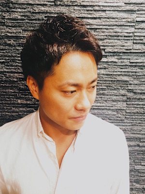 男前アップバング＜理容室＞＜銀座＞＜メンズ＞＜ショート＞