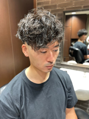 フェードパーマスタイル