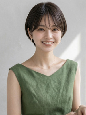池袋 大人ショート シースルーバング インナーボブ ハンサム