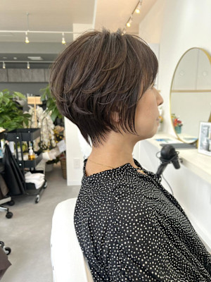 ◇大人可愛い40代50代60代ショートボブショート白髪ぼかし