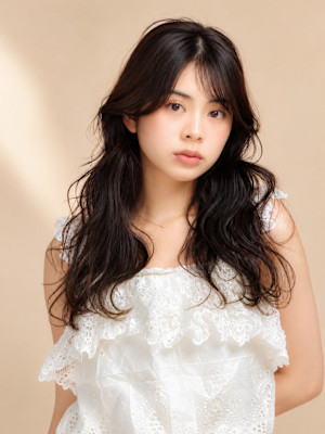 小顔前髪　小顔レイヤー　ロング