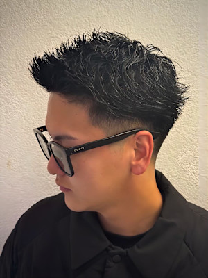 アップバングショートスタイル