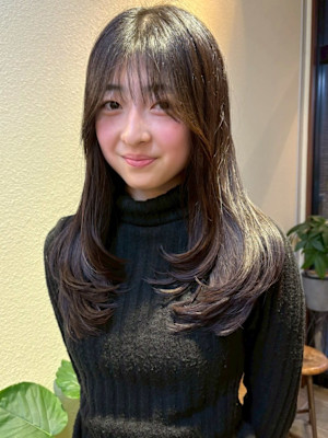 レイヤーカット 透明感カラー 髪質改善トリートメント 黒髪 