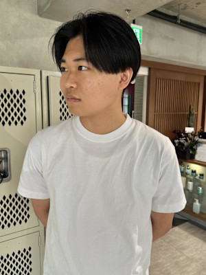 フェザーパーマ毛流れパーマセンターパートニュアンス眉カット