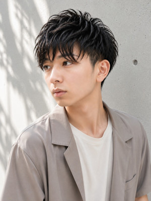 爽やか黒髪ニュアンスマッシュ