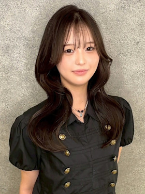 ヨシンモリ 顔周りカット 韓国ヘア ショコラブラウン 20代