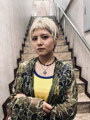 ブロンドショート
