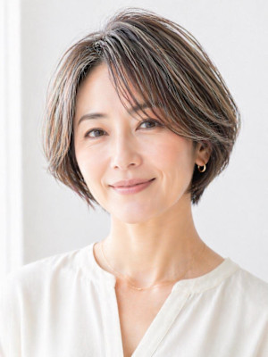 ◇大人40代50代60代ショートボブ丸みショート白髪ぼかし